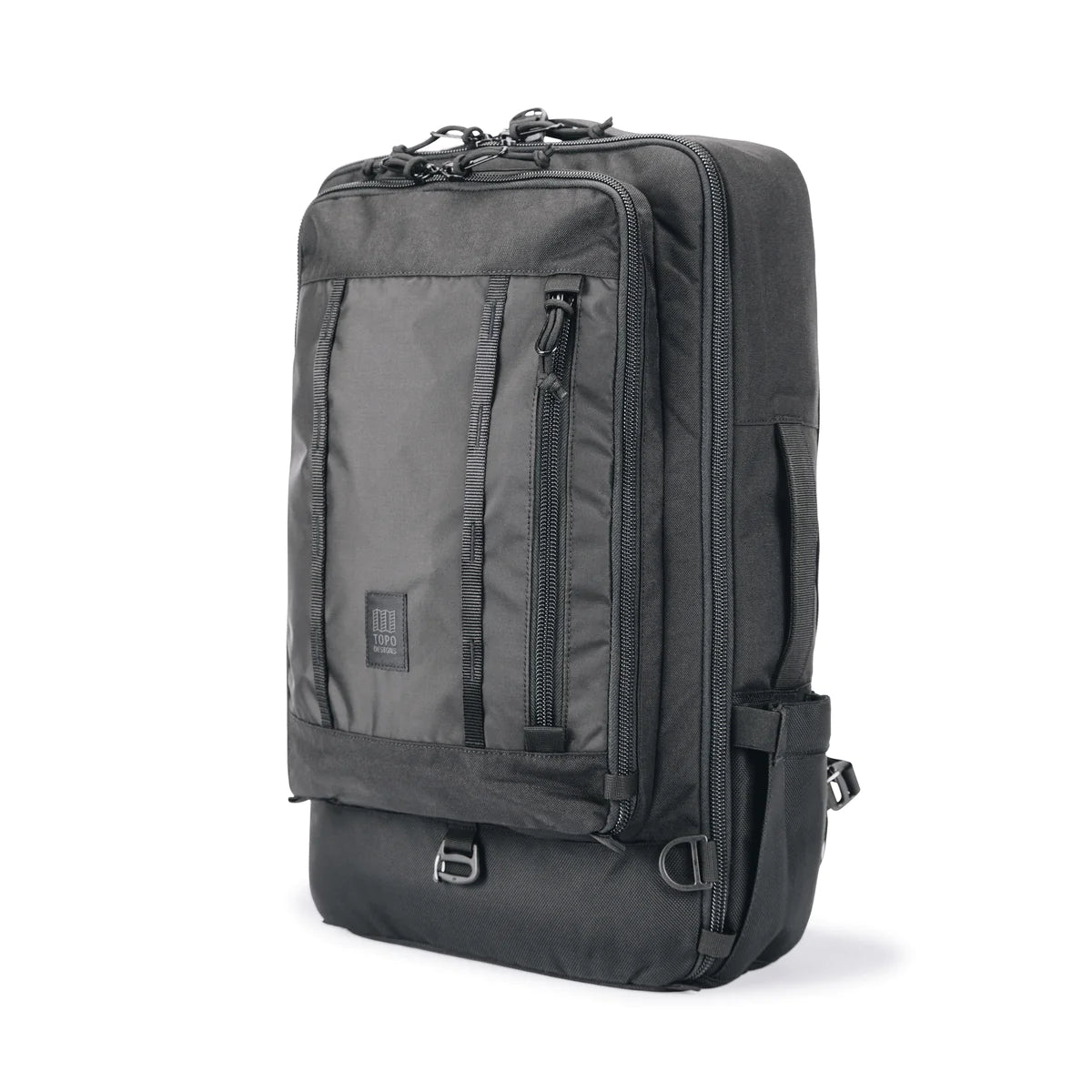 Topo travel outlet pack